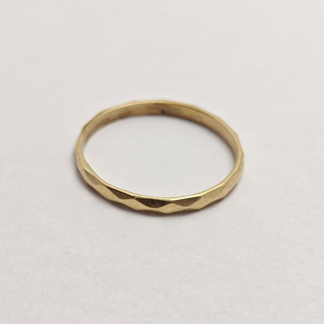 ARGOLLA ORO 14 K 0.7 GRMS (SEMINUEVO)