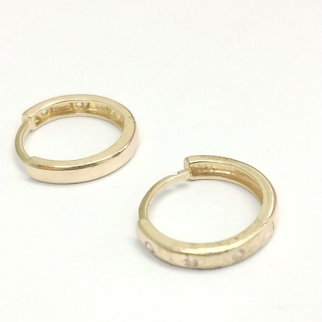 HUGGIES ORO 14K 1.5 (NUEVO)