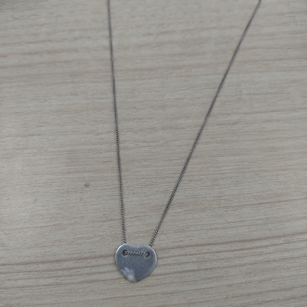 CADENA, DIJE PLATA 3 GRMS (SEMINUEVO)