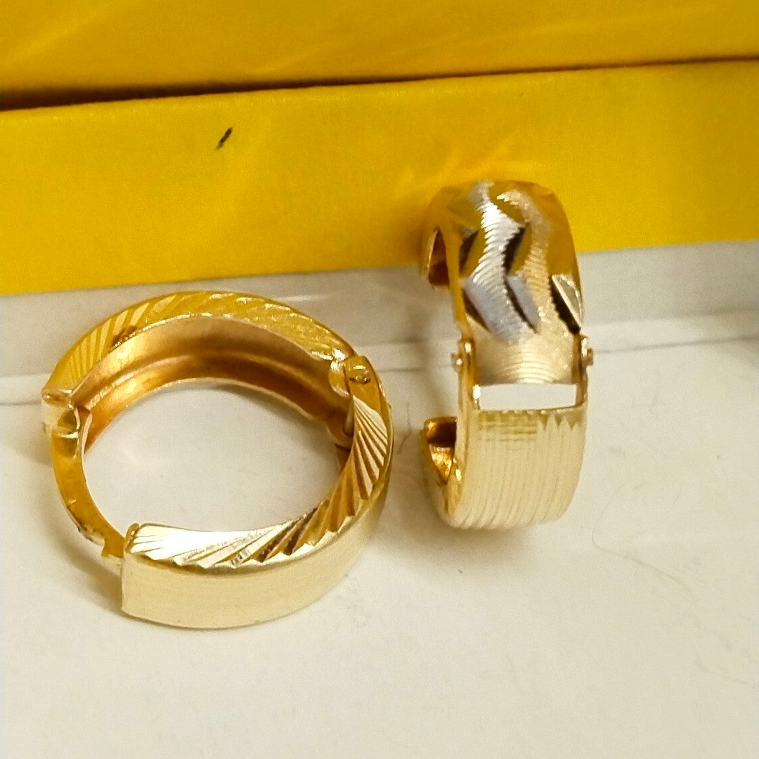 ARRACADAS PAR ORO 10 K 2 GRMS (SEMINUEVO)
