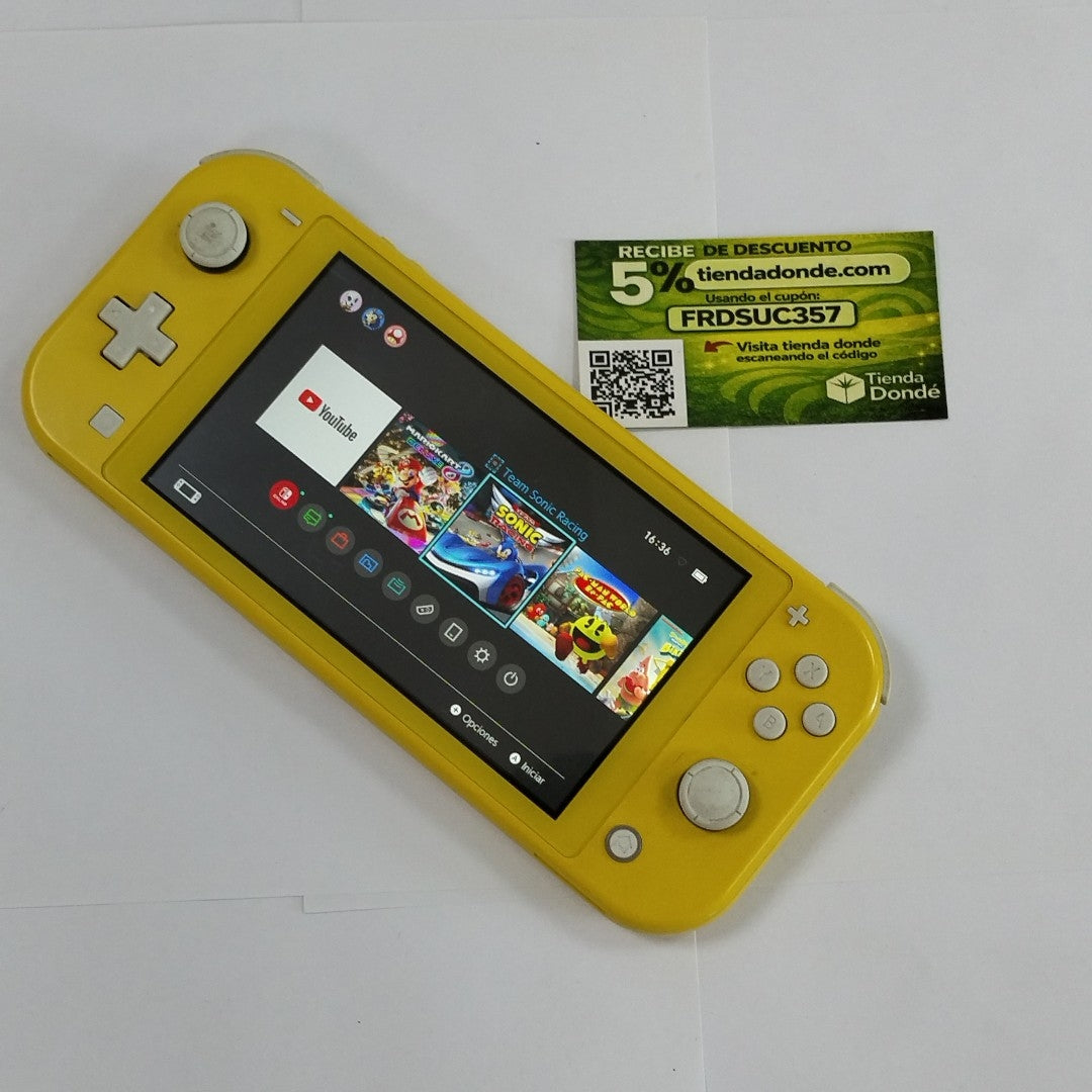 CONSOLA DE VIDEOJUEGO NINTENDO SWITCH LITE 32 GB (SEMINUEVO)