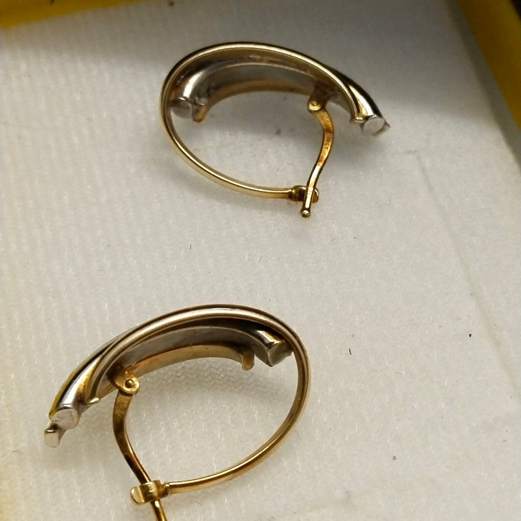 ARRACADAS PAR ORO 10 K 2.3 GRMS (SEMINUEVO)