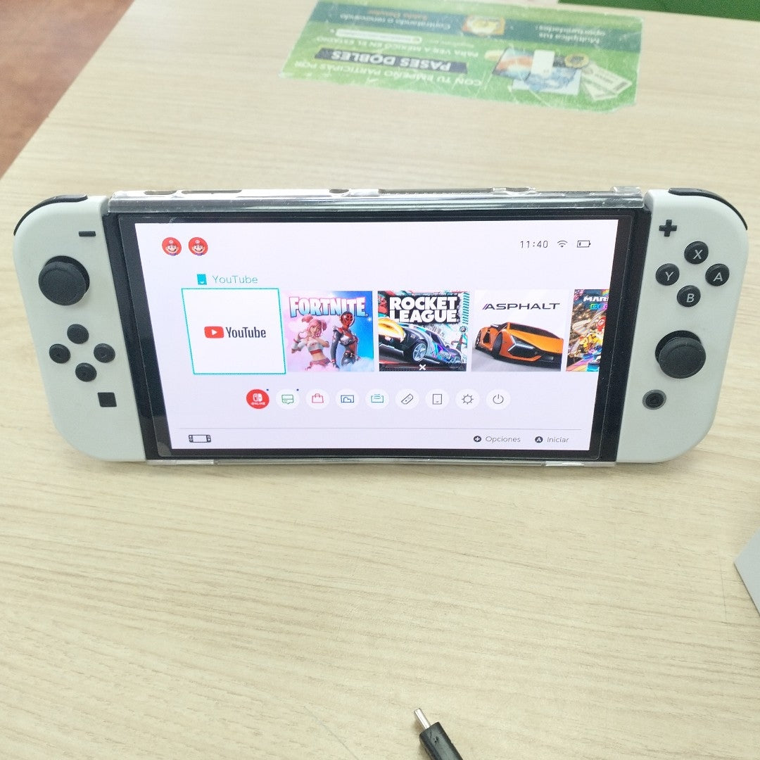 CONSOLA DE VIDEOJUEGO NINTENDO SWITCH OLED 64 GB (SEMINUEVO)