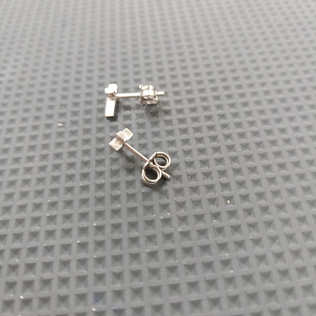 BROQUELES PAR ORO 14 K 1 GRMS (SEMINUEVO)