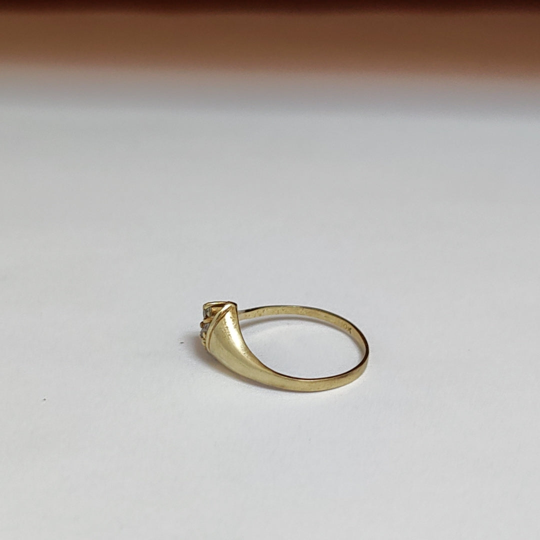 ANILLITO ORO 10 K 1.7 GRMS (SEMINUEVO)