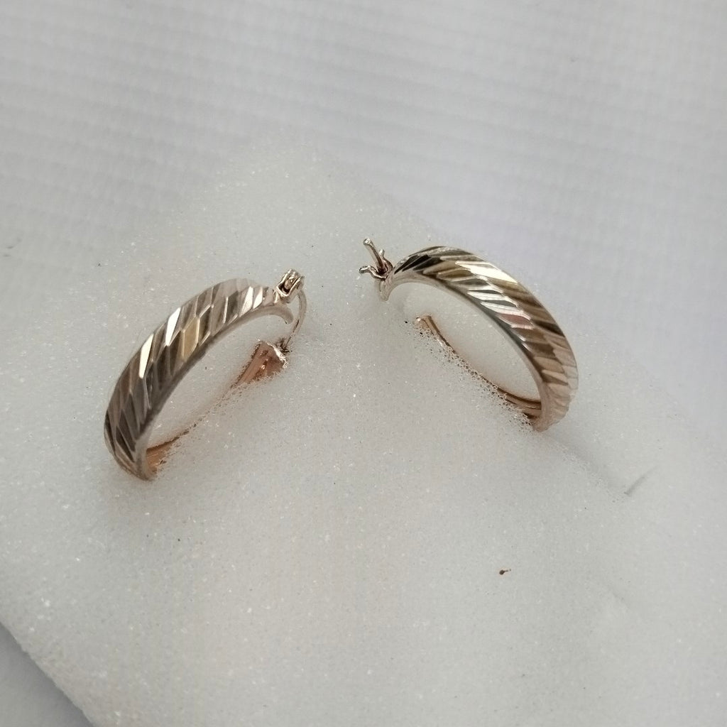 PAR ARRACADAS LABRADAS PLATA .925 2.4 GR (NUEVO)