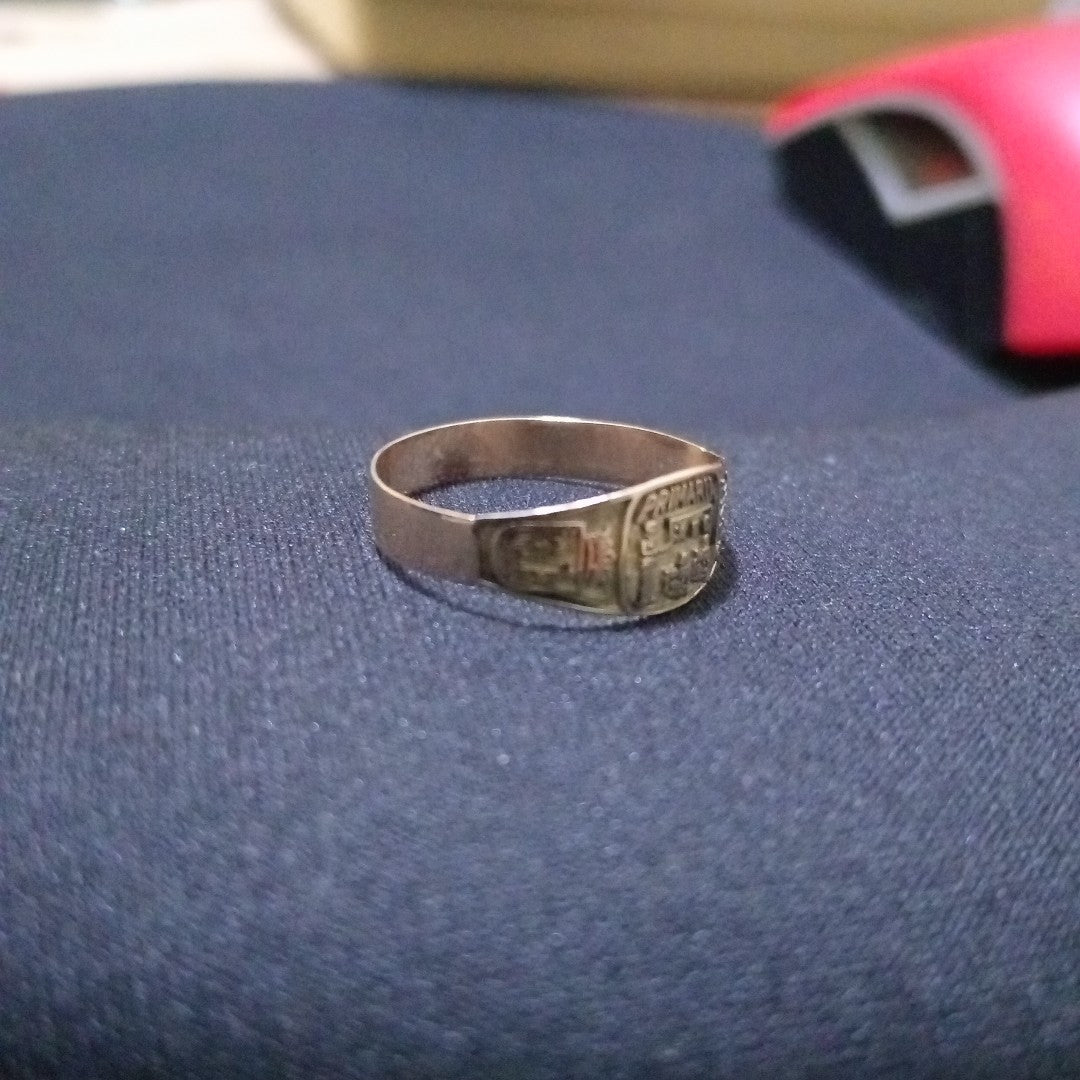 ANILLO DE GRADUACIÓN ORO 10 K 1,00 GRMS (SEMINUEVO)