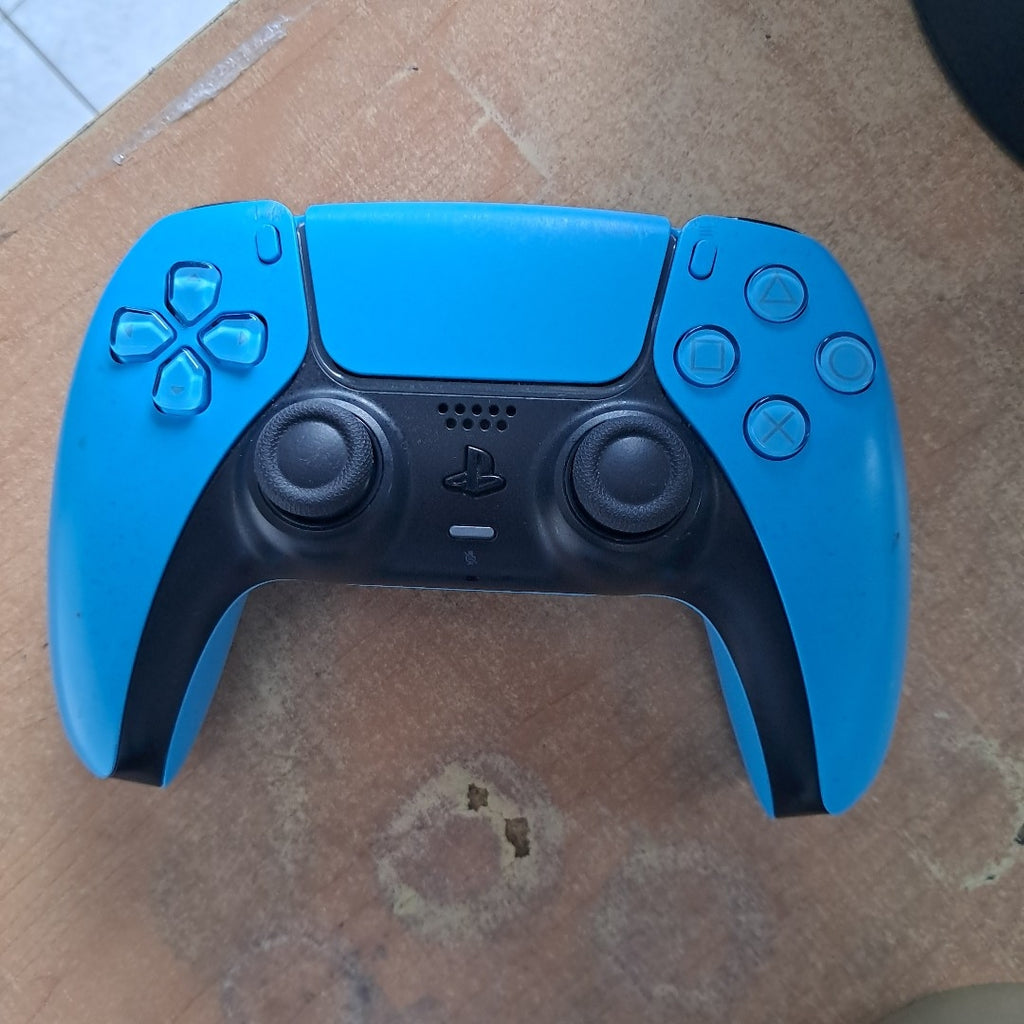 CONSOLA DE VIDEOJUEGO SONY PS5 825 SSD (SEMINUEVO)
