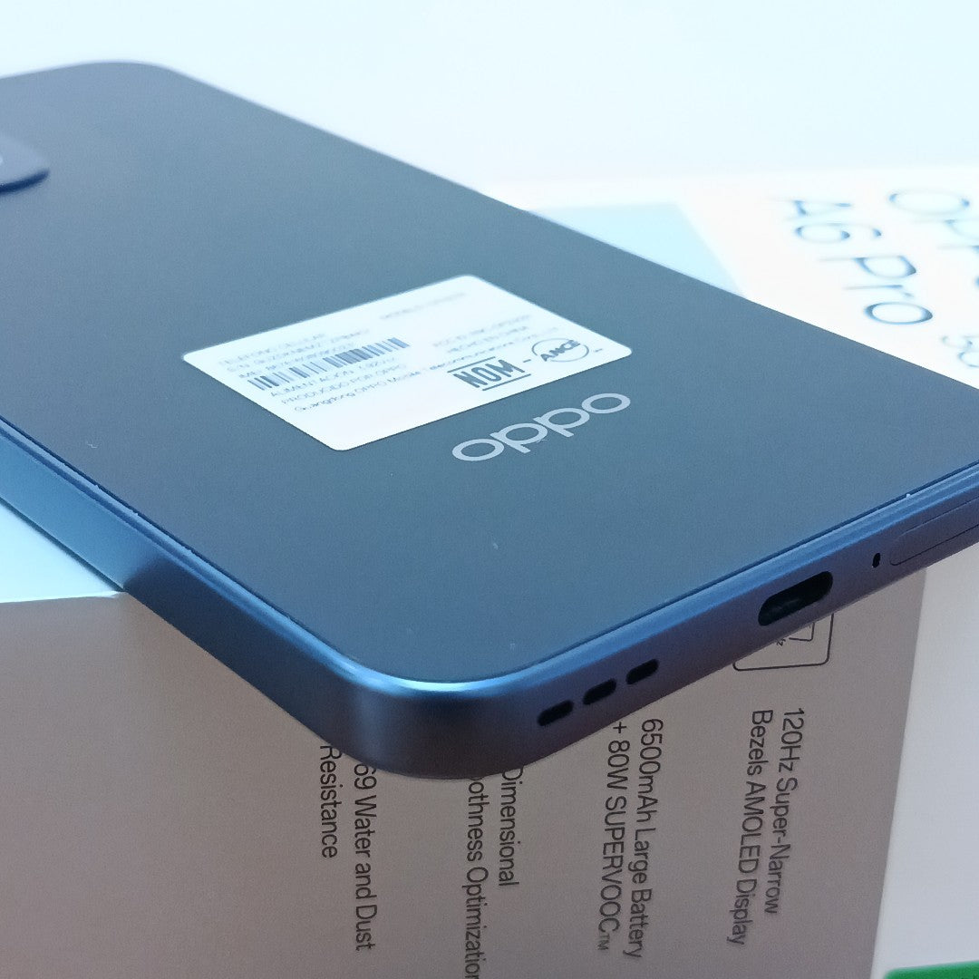 CELULAR OPPO A6 PRO CPH2781 (2025) 256 GB 8 GB RAM (SEMINUEVO)