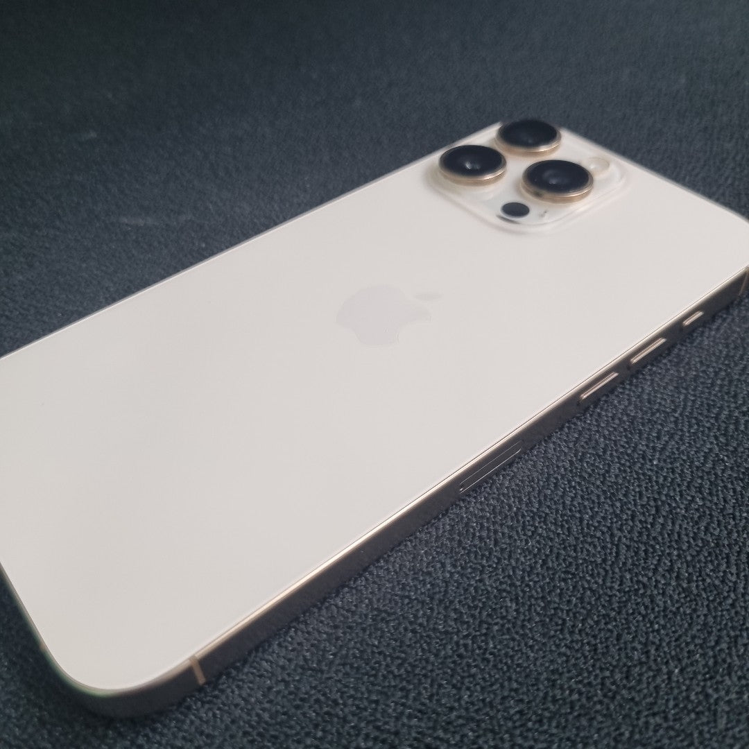 CELULAR APPLE IPHONE 16 PRO MAX A3295 (2024) 256 GB 8 GB RAM (SEMINUEVO)