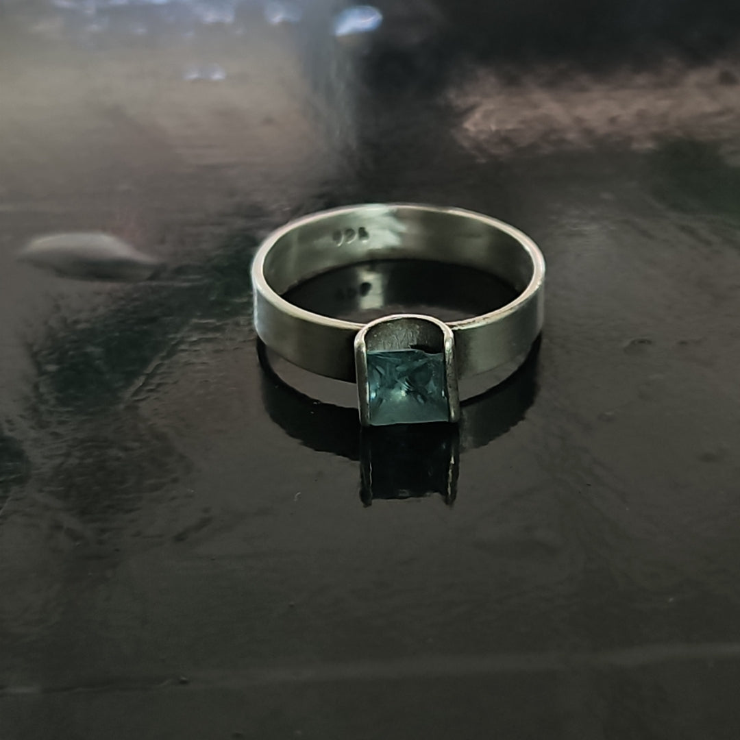 ANILLO PLATA 2,10 GRMS (SEMINUEVO)