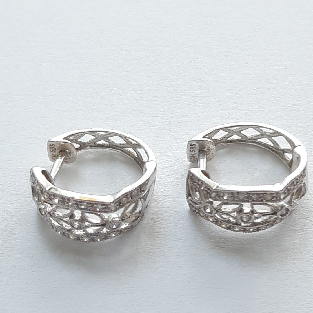 ARRACADAS PAR ORO 14 K 3.9 GRMS (SEMINUEVO)