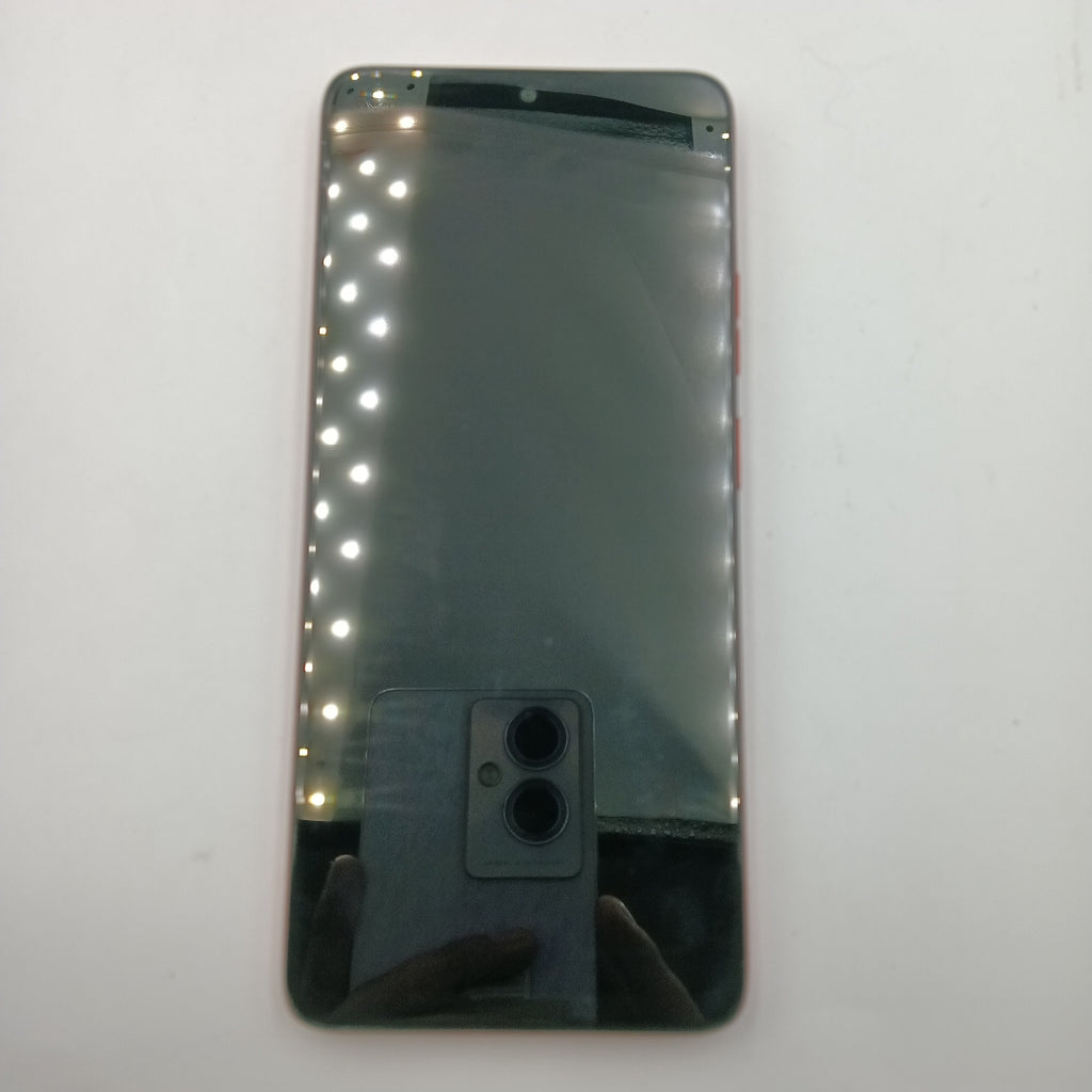 CELULAR MOTOROLA MOTO G06 XT2535-2 (2025) 64 GB 4 GB RAM (SEMINUEVO)