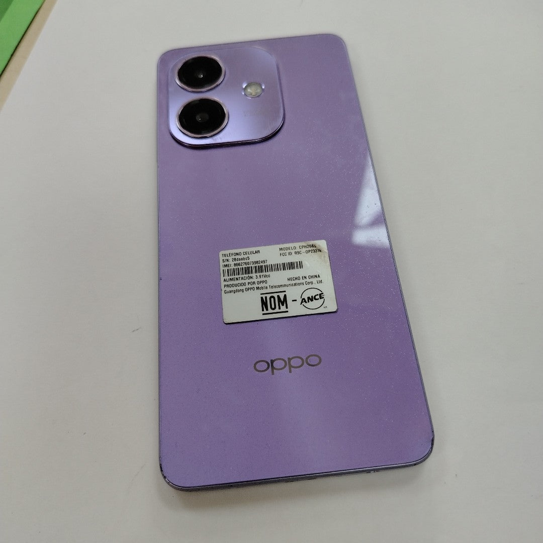 CELULAR OPPO A40 CPH2669 (2024) 256 GB 4 GB RAM (SEMINUEVO)