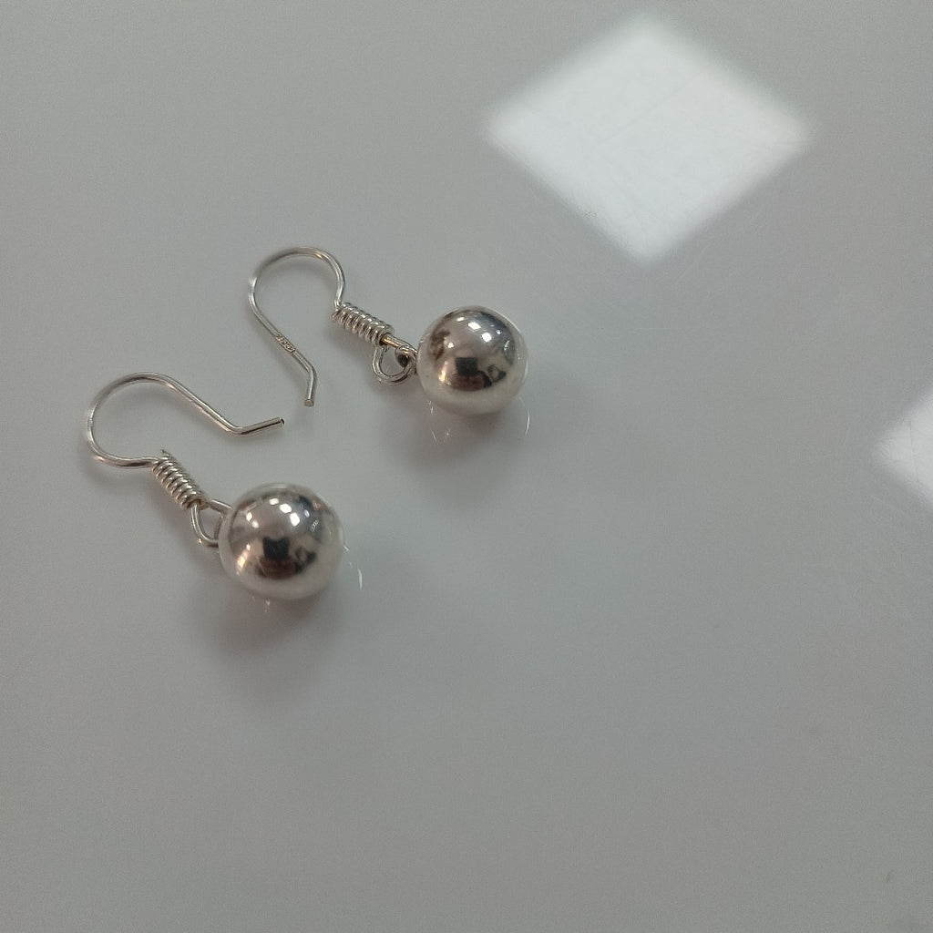 ARETES PAR PLATA 3.9 GRMS (SEMINUEVO)