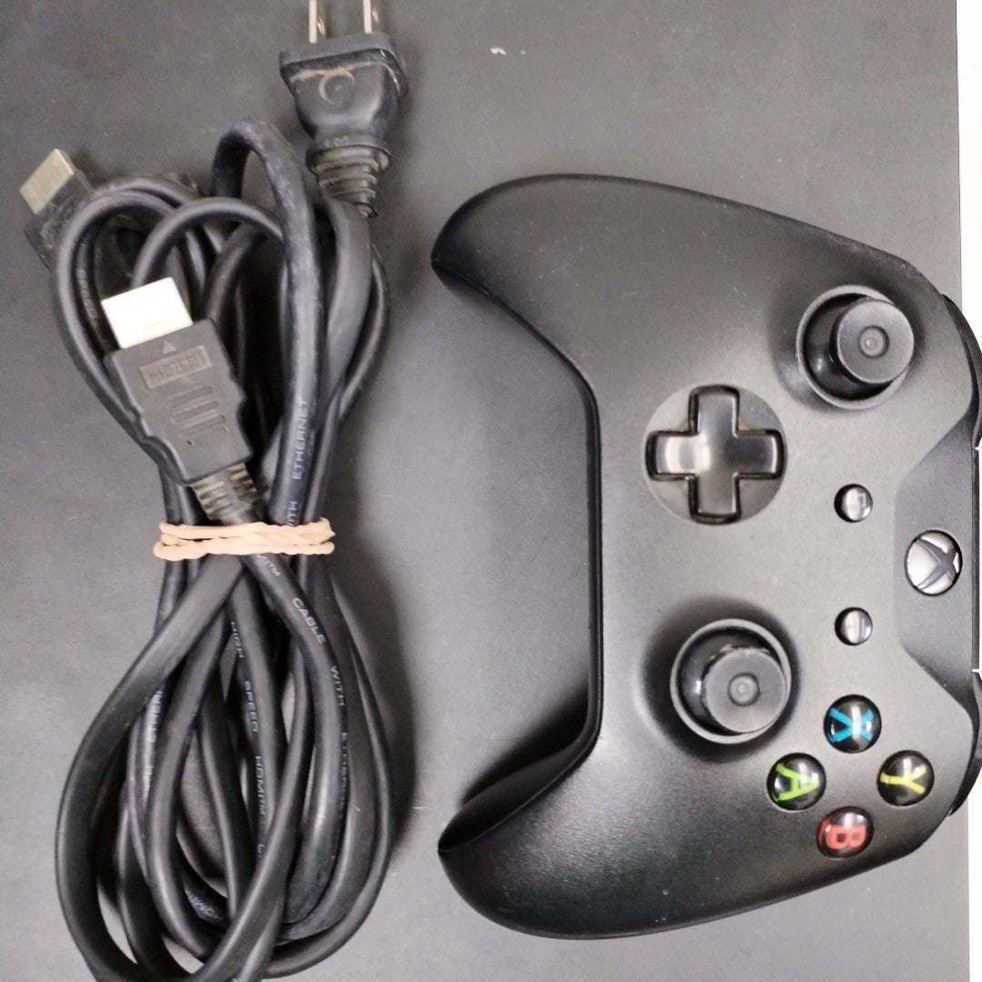 CONSOLA DE VIDEOJUEGO MICROSOFT XBOX ONE X 1 TB (SEMINUEVO)
