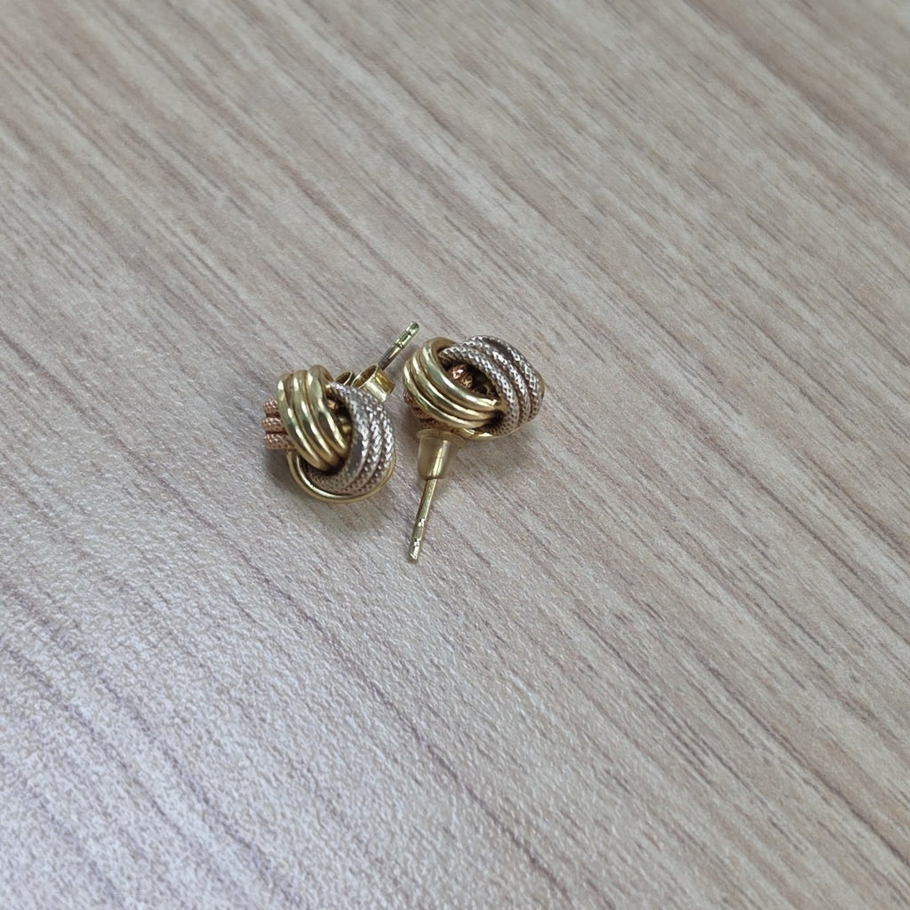 BROQUELES PAR ORO COMBINADO 14 K 2.5 GRMS (SEMINUEVO)