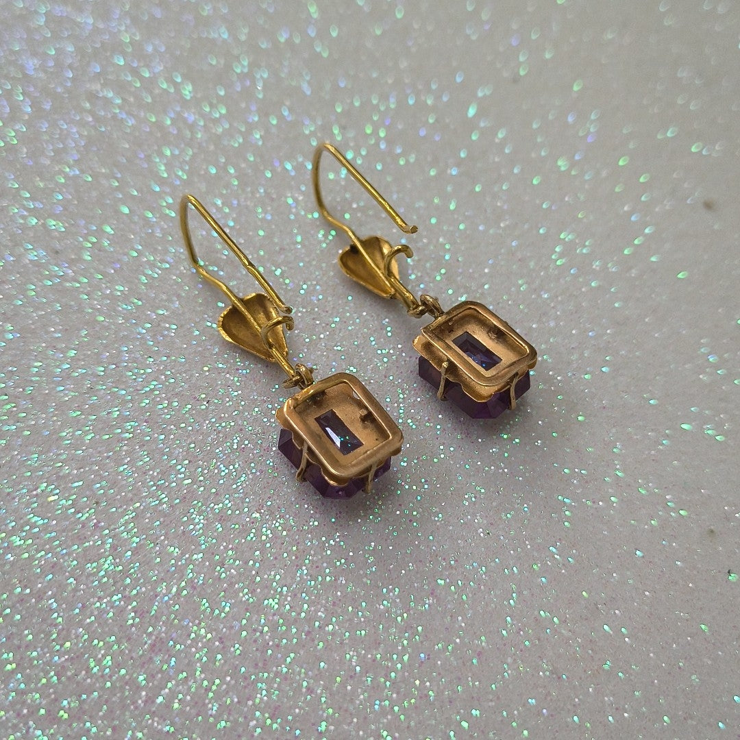 ARETES PAR ORO 10 K 3.5 GRMS (SEMINUEVO)