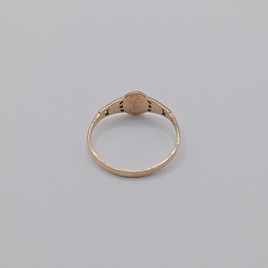 ANILLO DE GRADUACIÓN ORO 8 K 1.3 GRMS (SEMINUEVO)