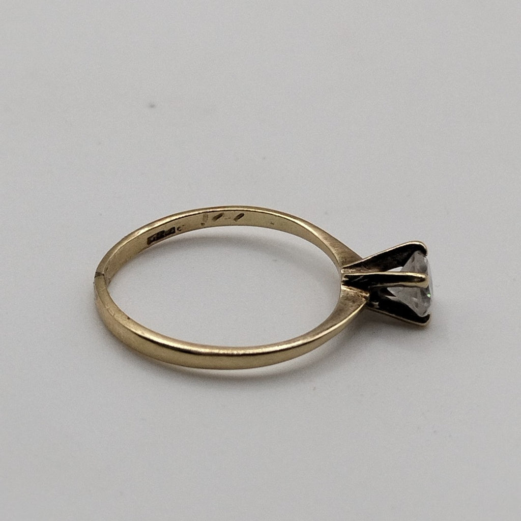 SOLITARIO ORO 14 K 1.3 GRMS (SEMINUEVO)