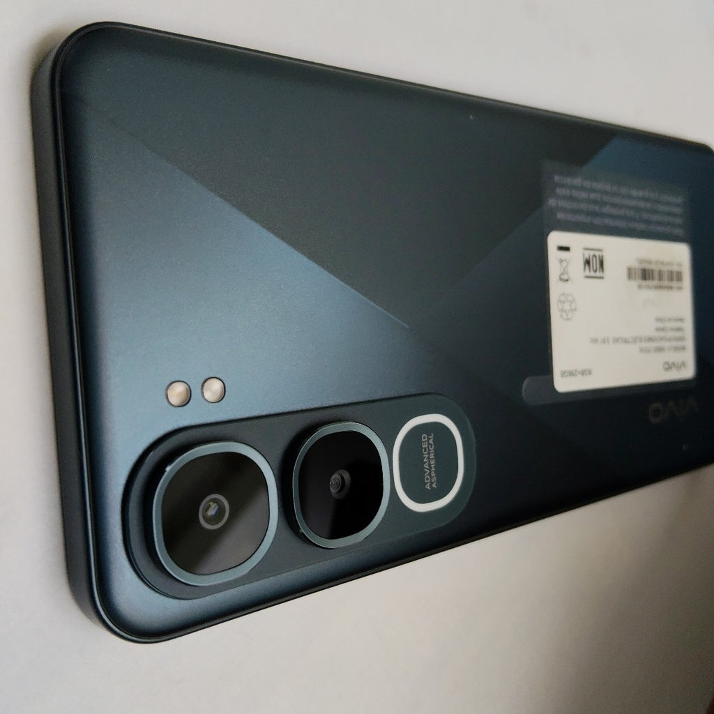 CELULAR VIVO Y21D V2520 (2025) 256 GB 6 GB RAM (SEMINUEVO)