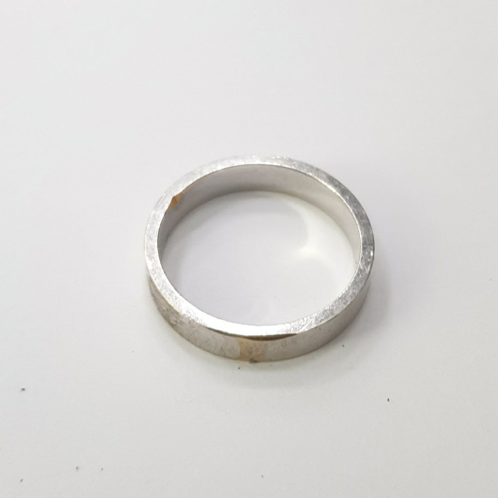 ARGOLLA ORO, ORO BLANCO 14 K 2.9 GRMS (SEMINUEVO)