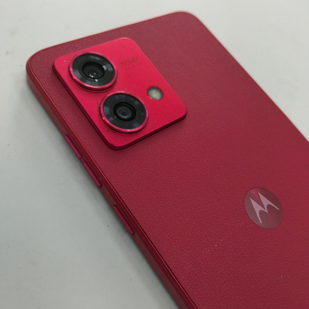 CELULAR MOTOROLA MOTO G84 XT2347-1 (2023) 256 GB 8 GB RAM (SEMINUEVO)