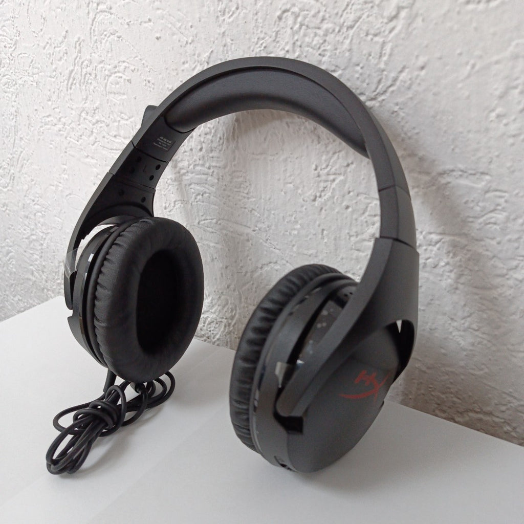 AUDIFONOS HYPERX CLOUD STINGER HX-HSCS-BK ALAMBRICO OVER EAR (SEMINUEVO)