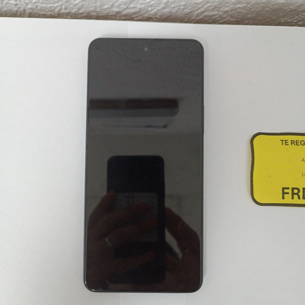 CELULAR VIVO Y36 V2247 128 GB 8 GB RAM (SEMINUEVO)