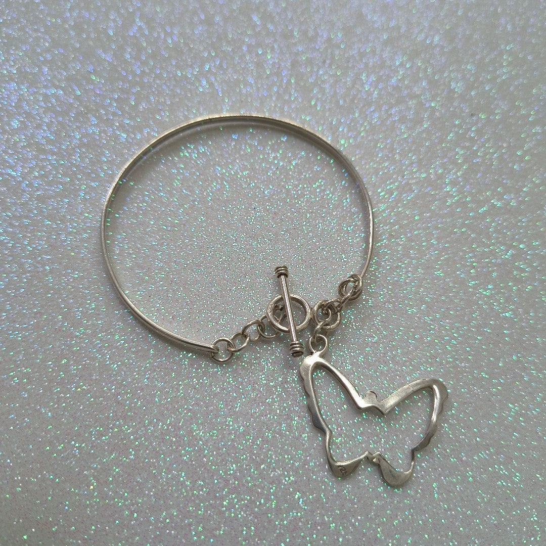 PULSERA RIGIDA PLATA 8.6 GRMS (SEMINUEVO)