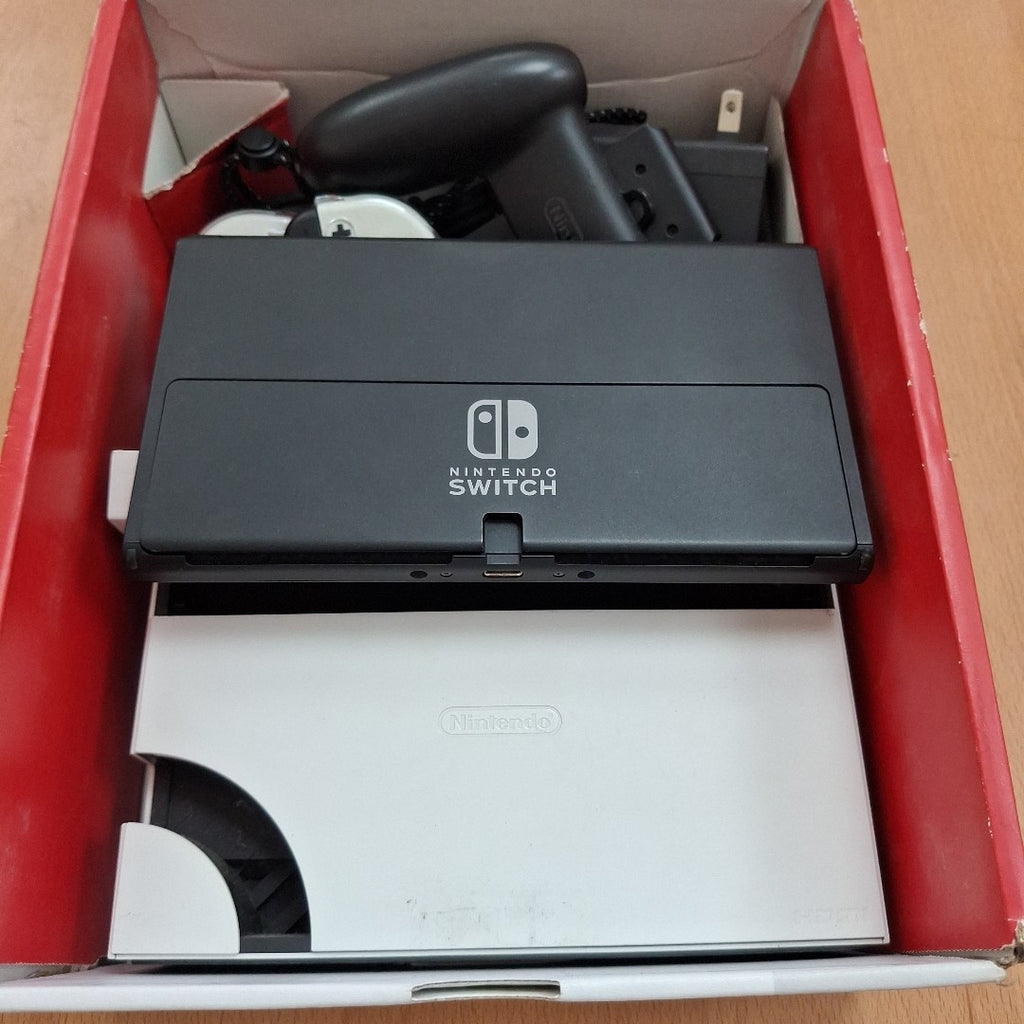 CONSOLA DE VIDEOJUEGO NINTENDO SWITCH OLED 64 GB (SEMINUEVO)