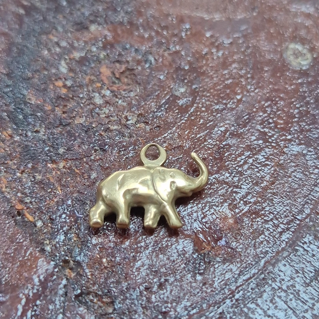 DIJE ORO 10 K 0,90 GRMS (SEMINUEVO)