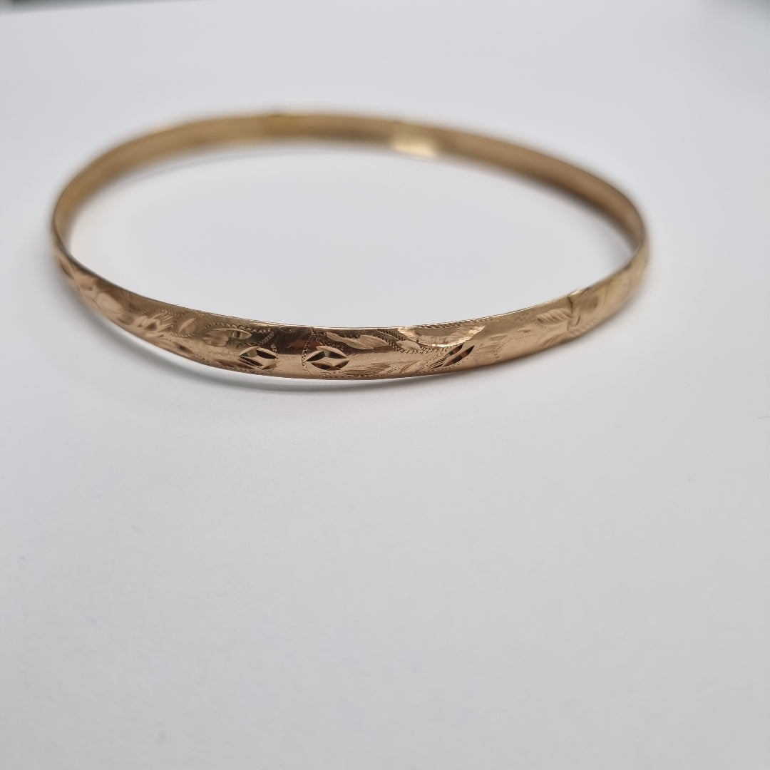 PULSERA RIGIDA ORO 10 K 5.8 GRMS (SEMINUEVO)