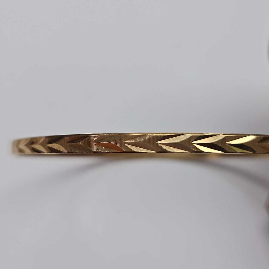 PULSERA RIGIDA ORO 14 K 5.9 GRMS (SEMINUEVO)