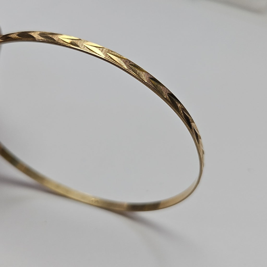 PULSERA RIGIDA ORO 14 K 5.9 GRMS (SEMINUEVO)