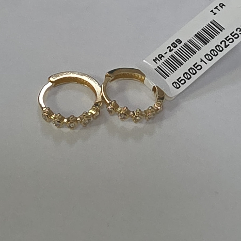 HUGGIES ORO 14K 1.4 (NUEVO)