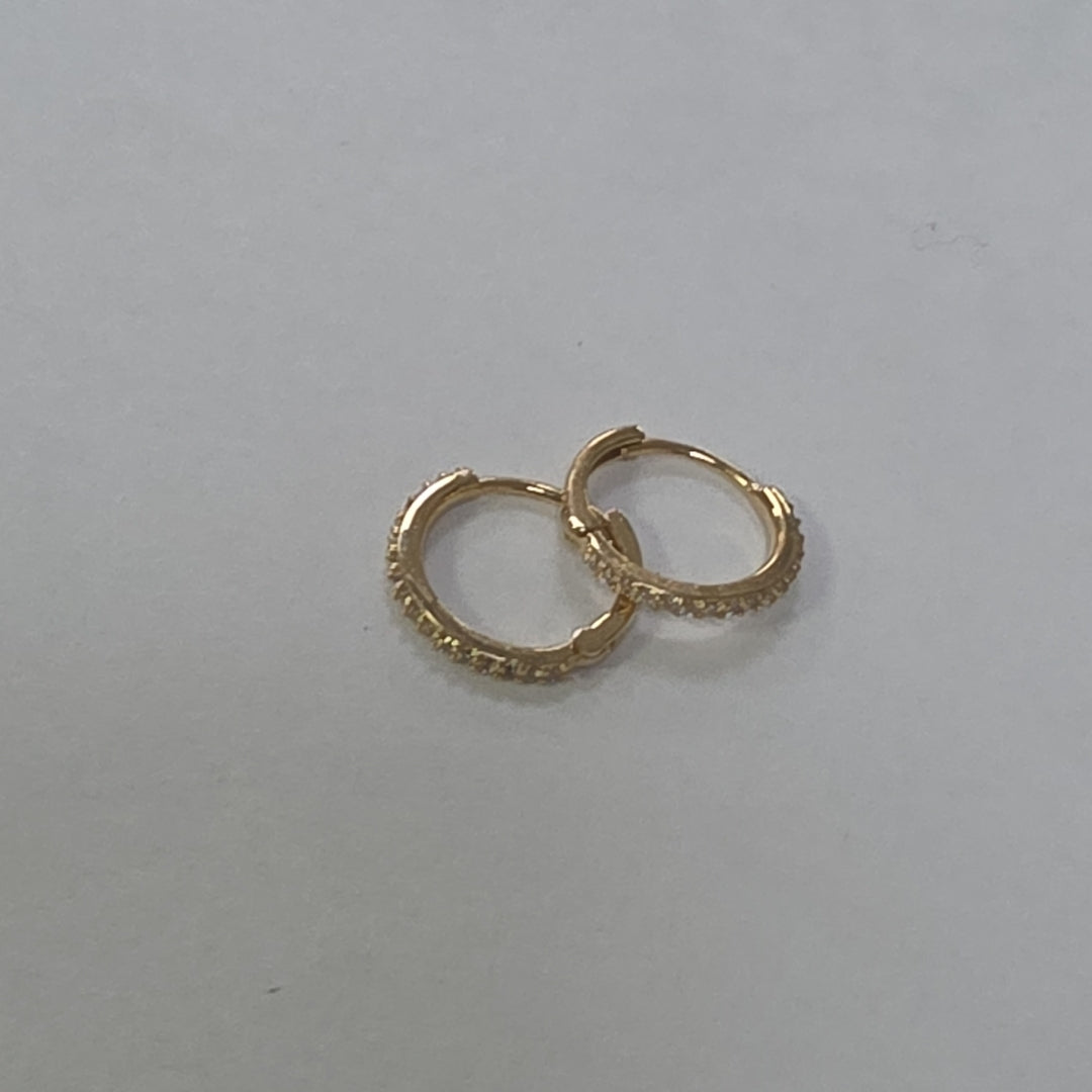HUGGIES ORO 14K 1.3 (NUEVO)