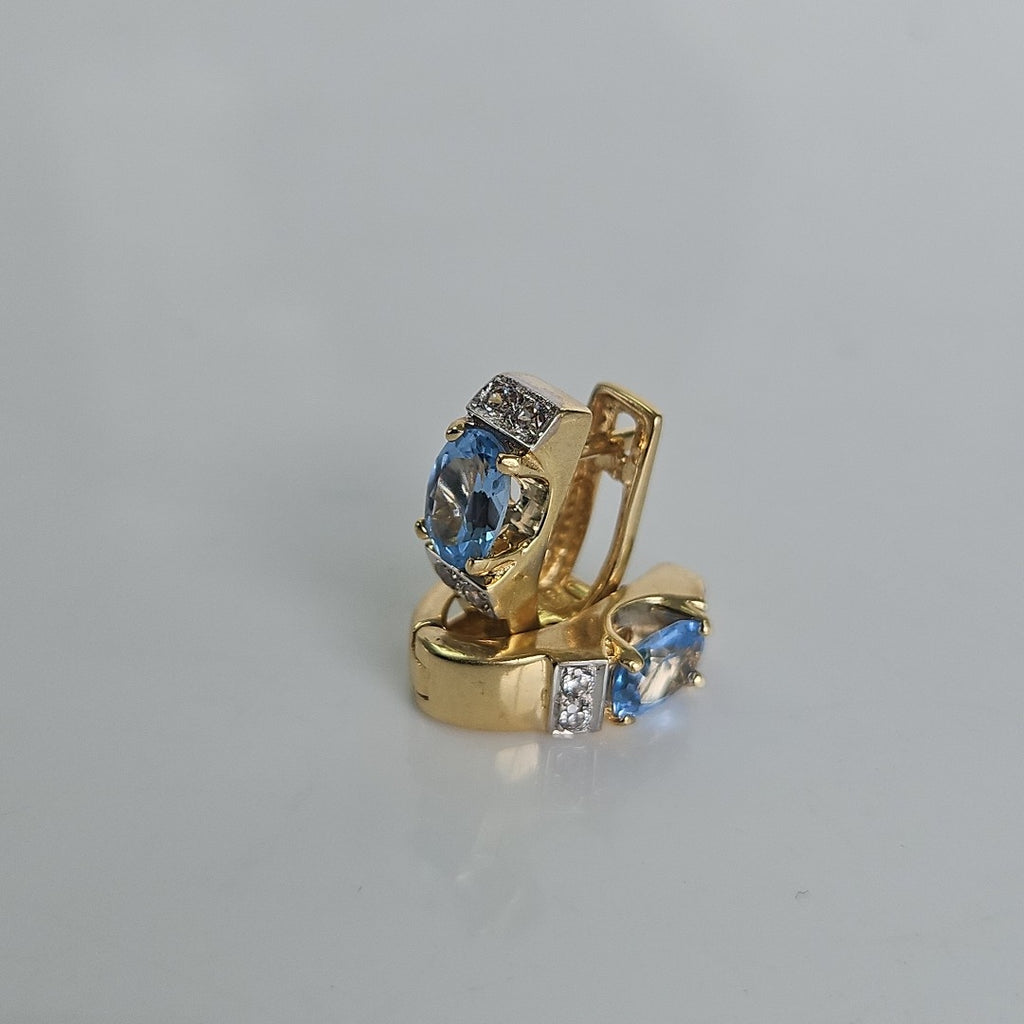 ARETES PAR ORO 14 K 5.6 GRMS (SEMINUEVO)