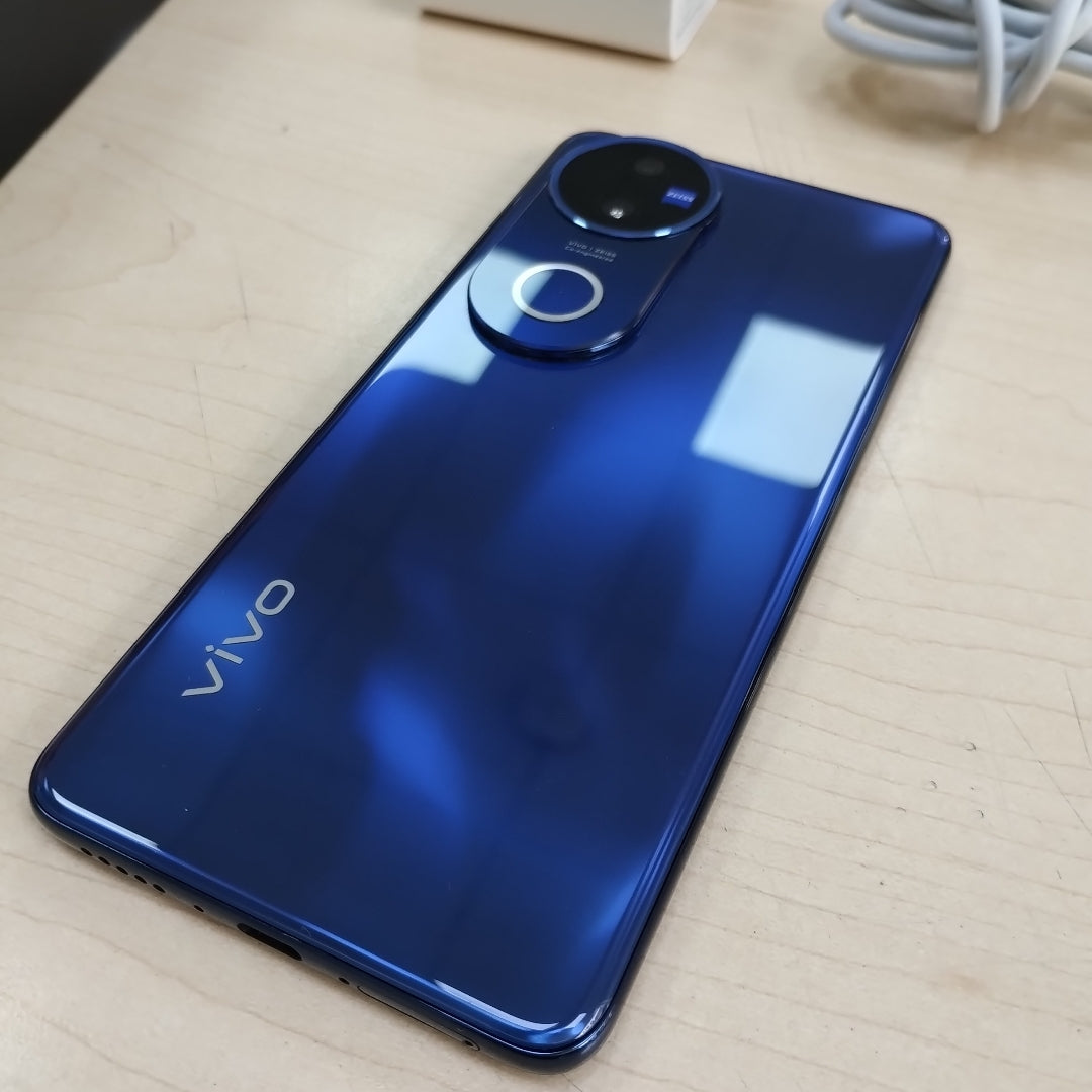 CELULAR VIVO V50 V2427 (2025) 512 GB 12 GB RAM (SEMINUEVO)