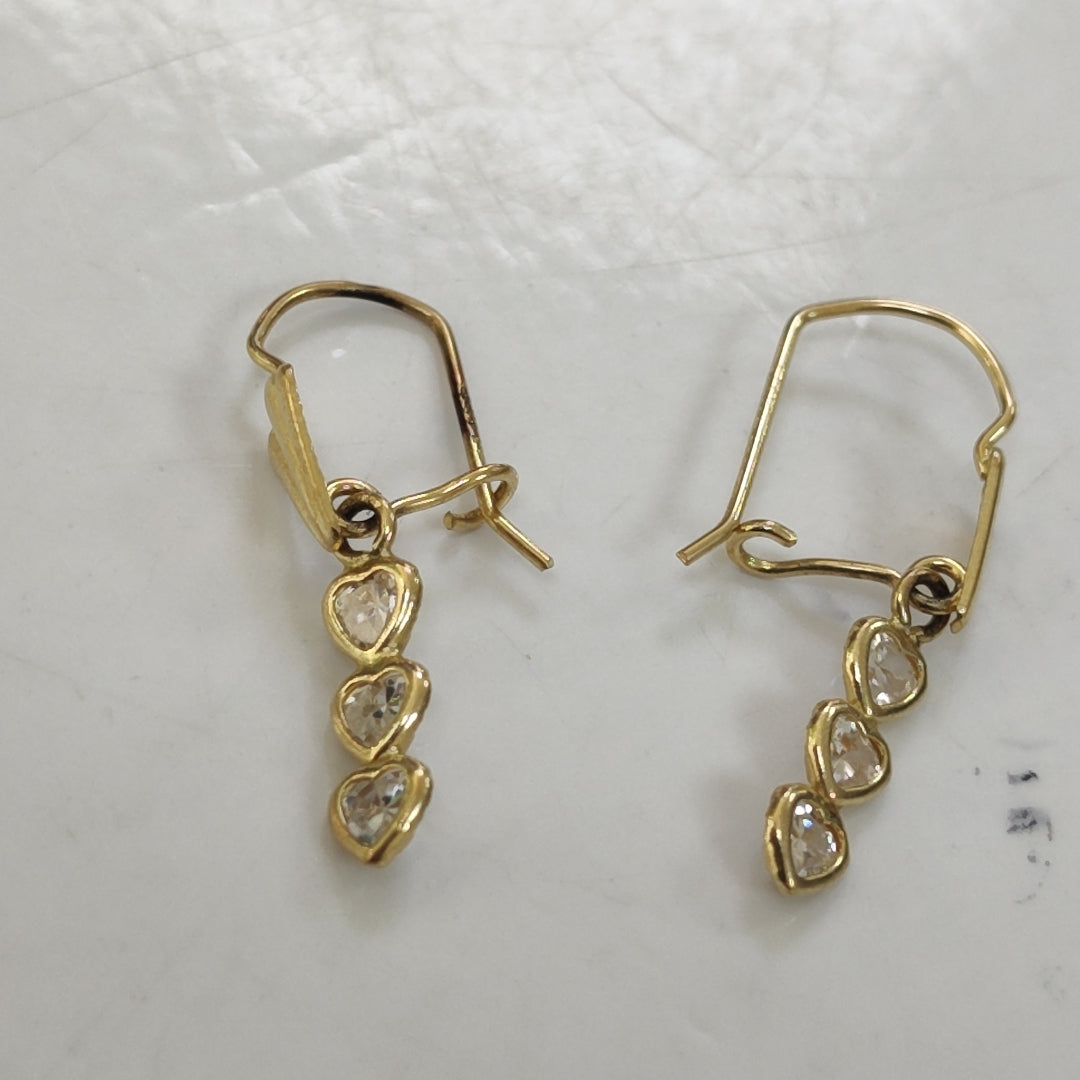 ARETES PAR ORO 10 K 0.9 GRMS (SEMINUEVO)