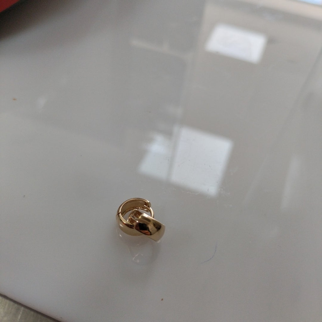 HUGGIES ORO 14K 1.7 (NUEVO)