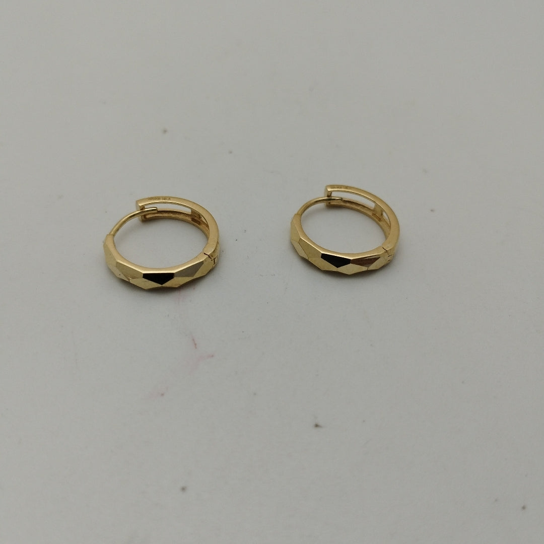 HUGGIES ORO 14K 1.8 (NUEVO)