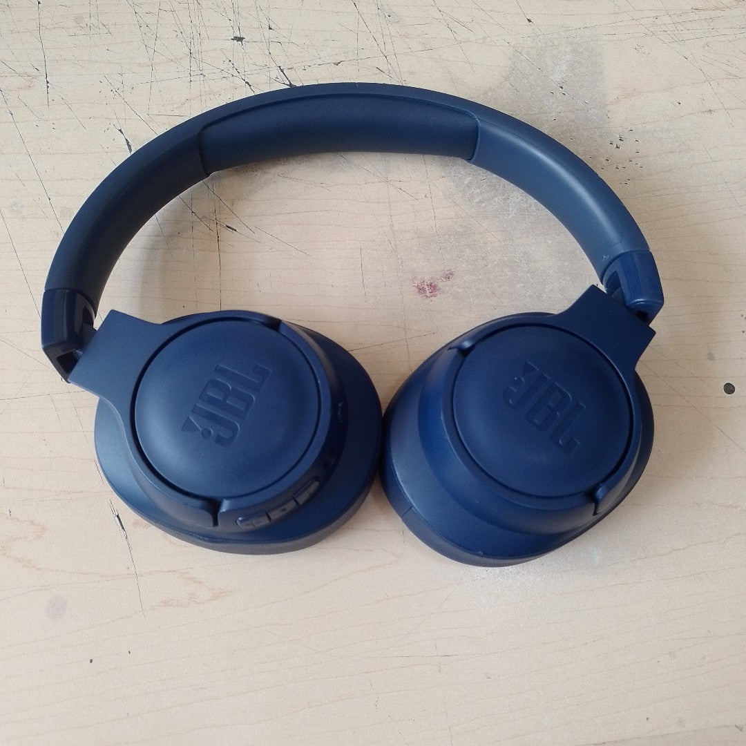 AUDIFONOS JBL TUNE 720BT INALAMBRICO OVER EAR (SEMINUEVO)