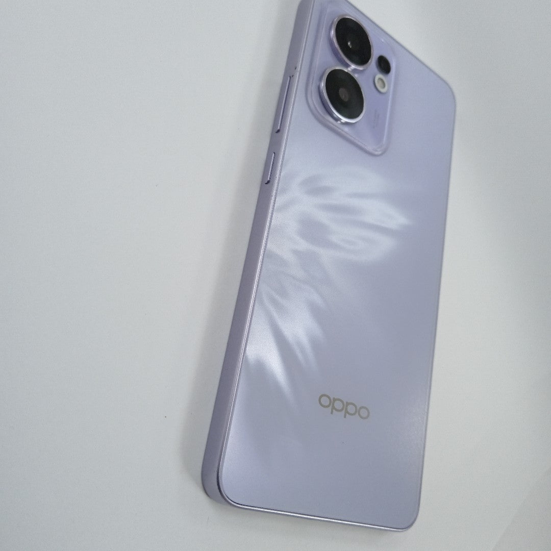 CELULAR OPPO RENO 13F 5G CPH2699 (2025) 256 GB 12 GB RAM (SEMINUEVO)