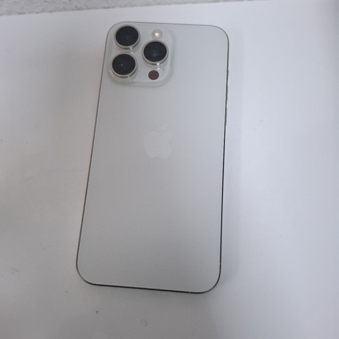 CELULAR APPLE IPHONE 15 PRO MAX A3105 (2023) 1 TB 8 GB RAM (SEMINUEVO)