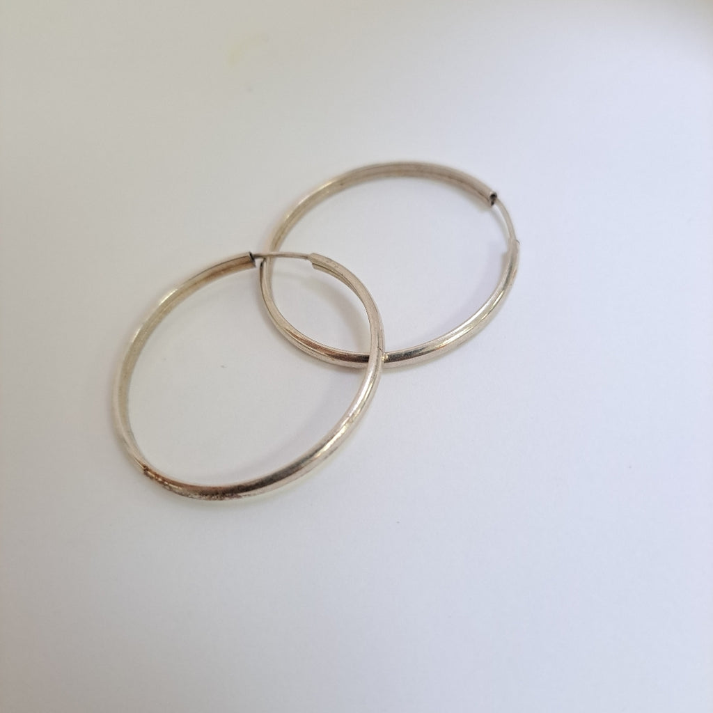 ARRACADAS PAR PLATA 3,80 GRMS (SEMINUEVO)