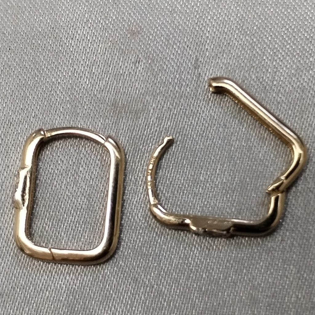 HUGGIES ORO 14K 1.4 (NUEVO)