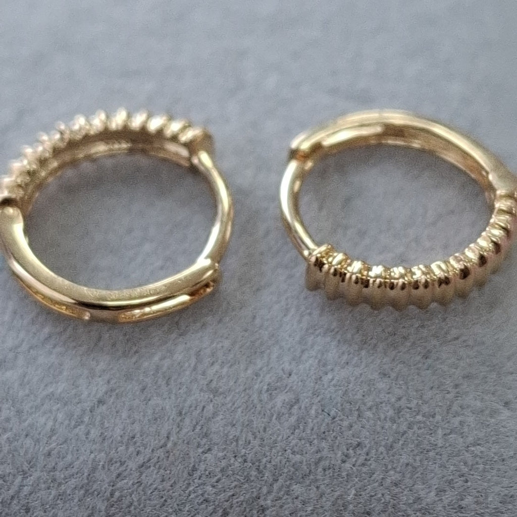 HUGGIES ORO 14K 1.2 (NUEVO)
