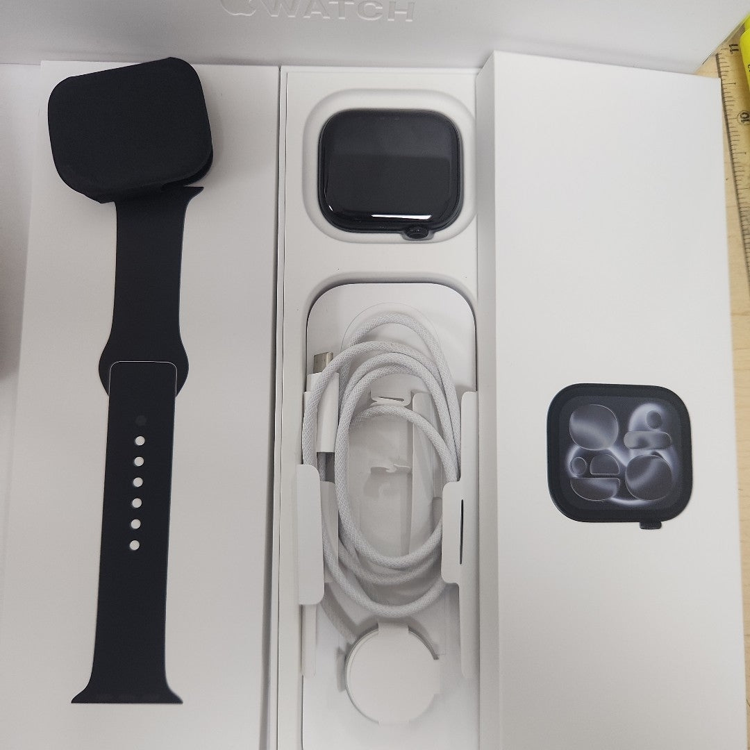 SMARTWATCH APPLE SERIES 11 ALUMINIO A3333 46 MM GPS (SEMINUEVO)