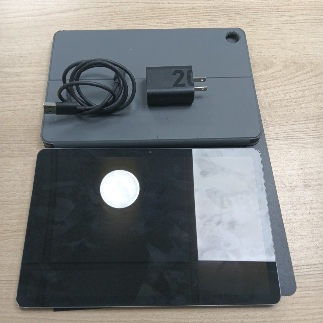 TABLETA LENOVO TB311FU (2025) 128 GB 4 GB RAM (SEMINUEVO)